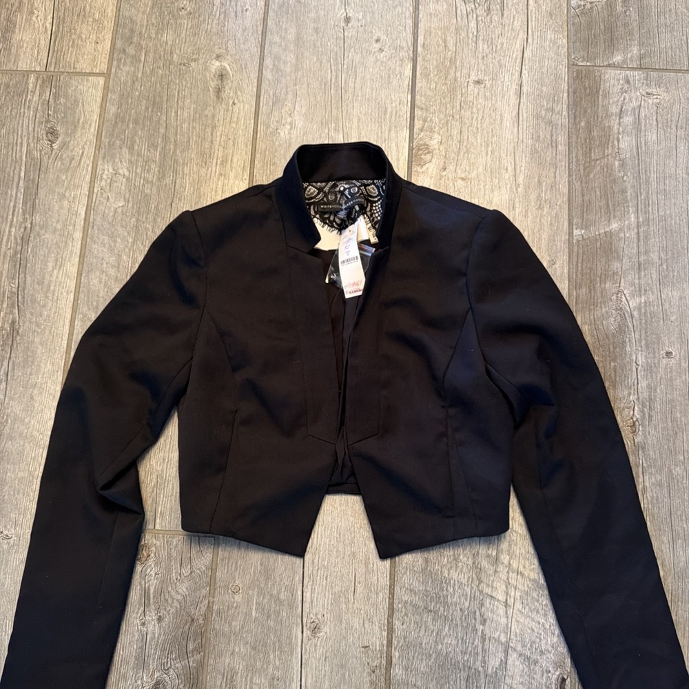 White House Black Market Black Cropped Tuxedo Style Blazer Jacket Size 0